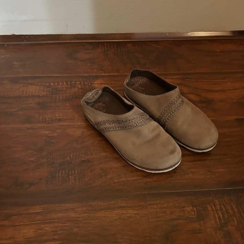 Chaco Women's Tan Mules with Woven Accent